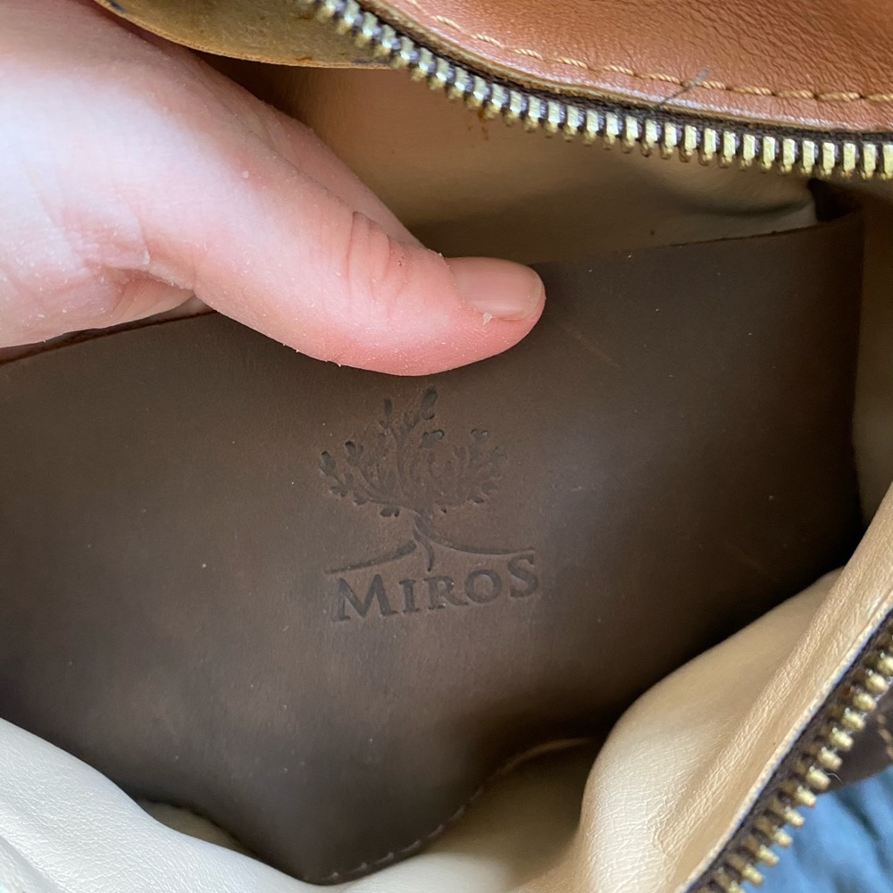 Handmade leather backpack - Picture 4 of 6